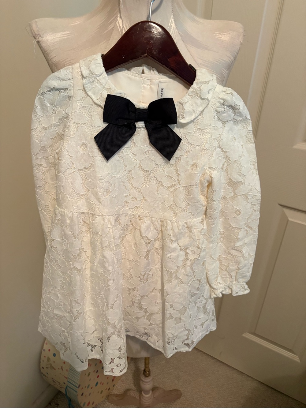 Janie and Jack Ivory Lace Dress Top with Black Bow nwt Size 4 $104
